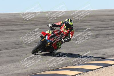 media/Oct-13-2025-Moto Forza (Mon) [[a66d839500]]/3-B Group/Session 2 (Bowl)/